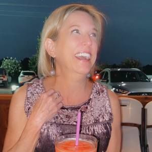 Meet your Posher, Sandra